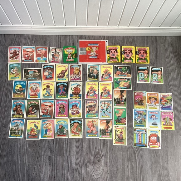 Large Lot of Garbage Pail Kids Stickers + a few wrappers - Picture 1 of 7
